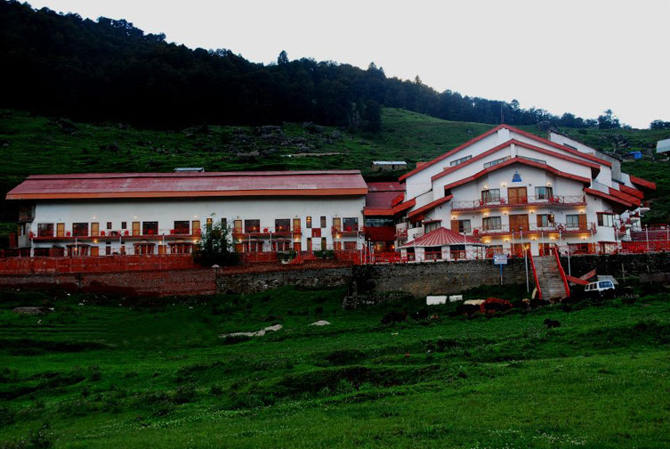 Cliff Top Club, Auli 